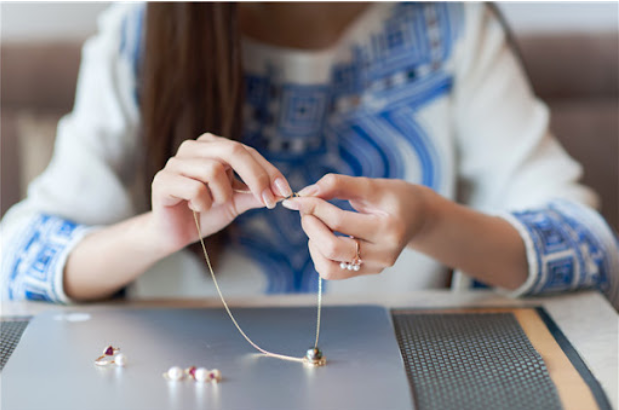 5 Reasons a Jewelry Store is Your Best Bet When Buying Jewelry